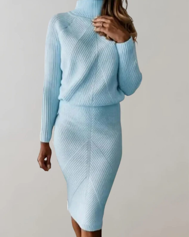 Zweiteiliges Strickoutfit - Langärmeliges Oberteil mit schmalem Rock